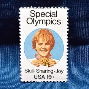 Uncirculated USA 1979 Special Olympics: Skill Sharing Joy 15 Cent Stamp!!